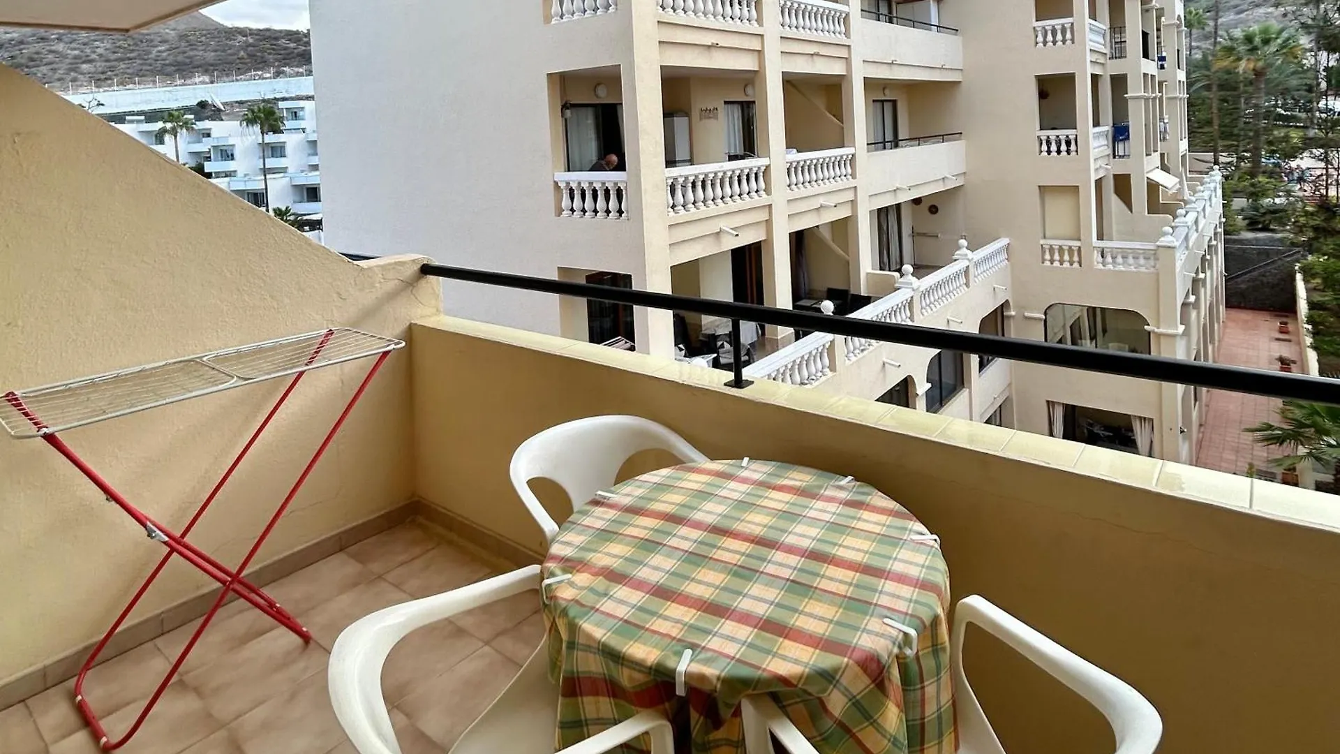 Studio In Castle Harbour With Pool View C020 Los Cristianos  Apartment Los Cristianos (Tenerife)